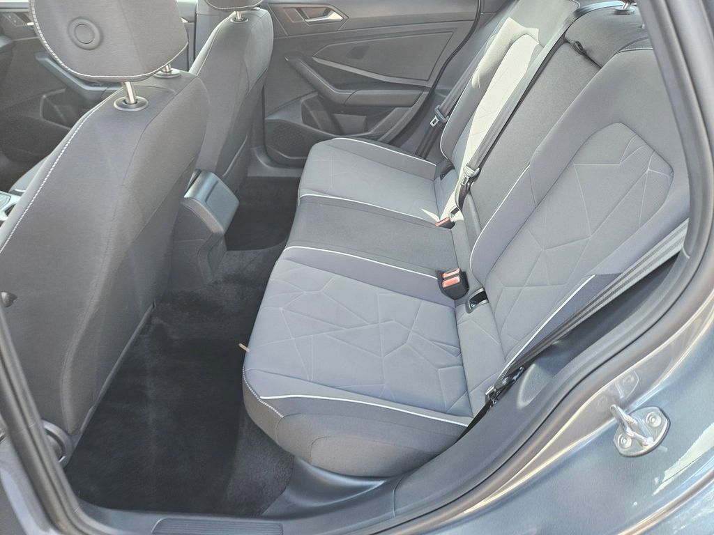 Thumbnail: 2025 Volkswagen Jetta - 26