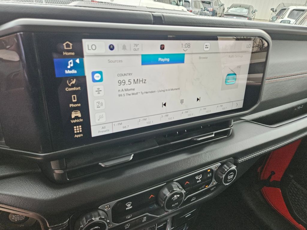 Thumbnail: 2025 Jeep Wrangler - 21