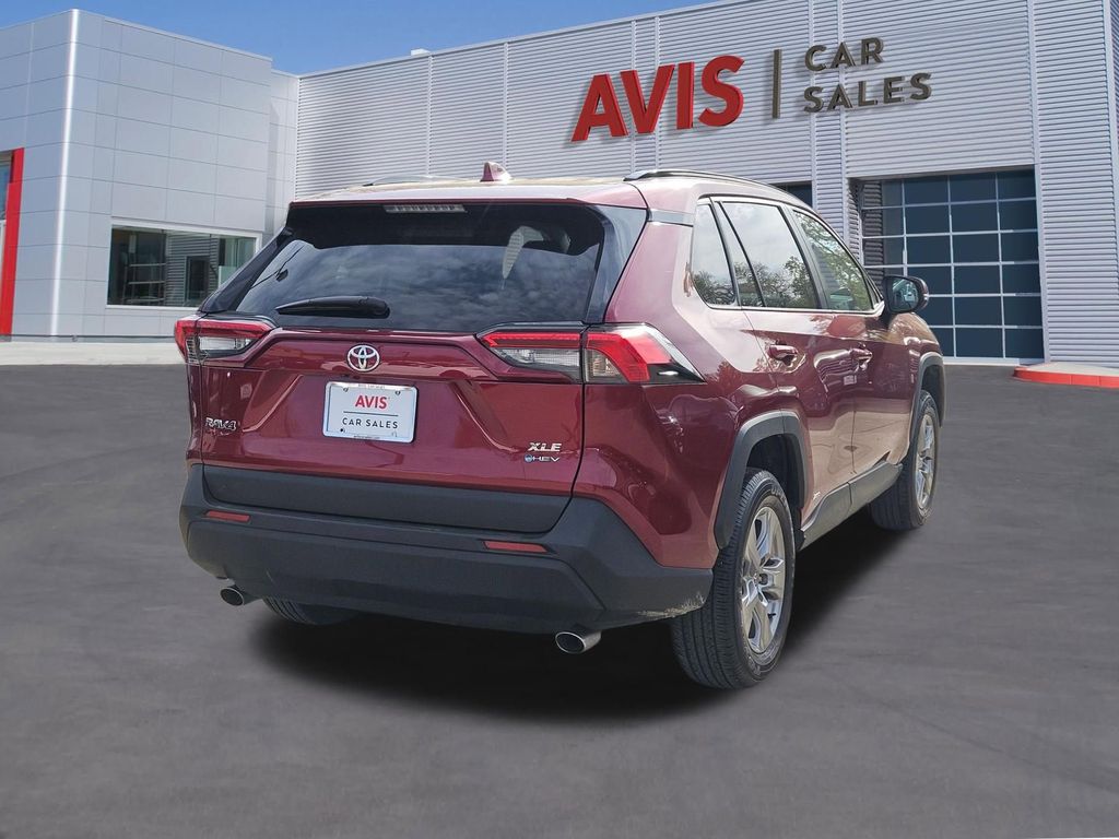 Thumbnail: 2025 Toyota RAV4 - 6