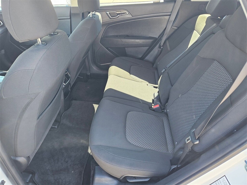 Thumbnail: 2024 Kia Sportage - 27