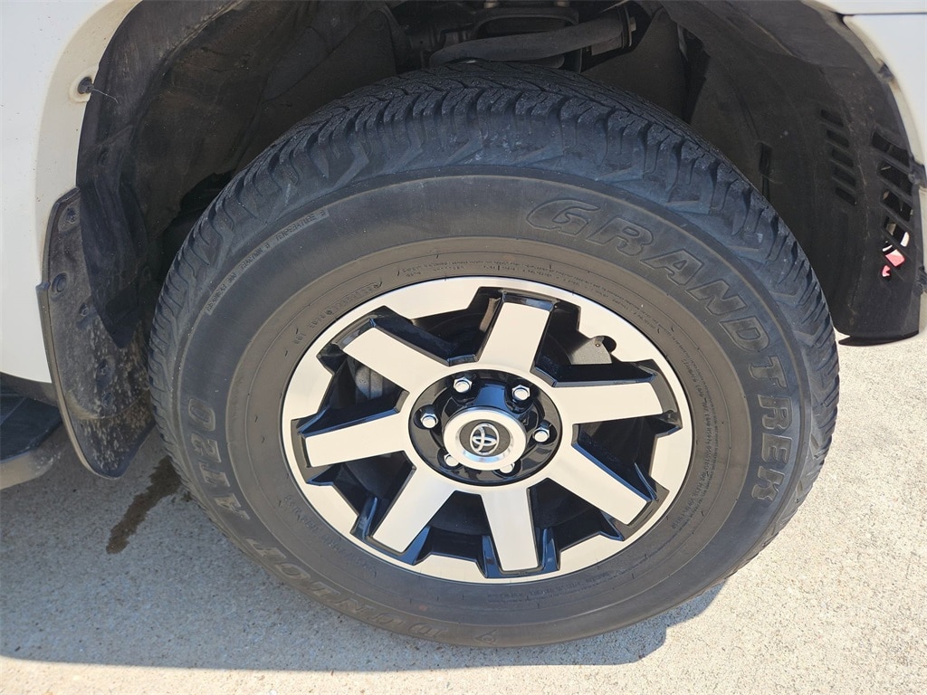 Thumbnail: 2024 Toyota 4Runner - 49