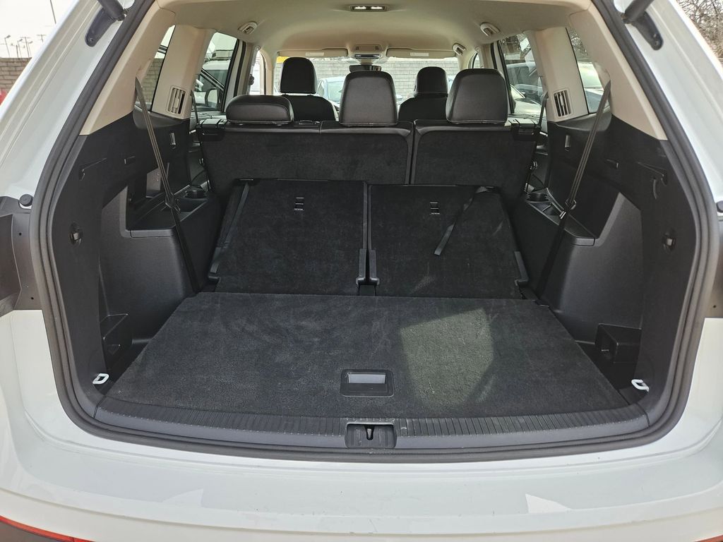 Thumbnail: 2025 Volkswagen Atlas - 24