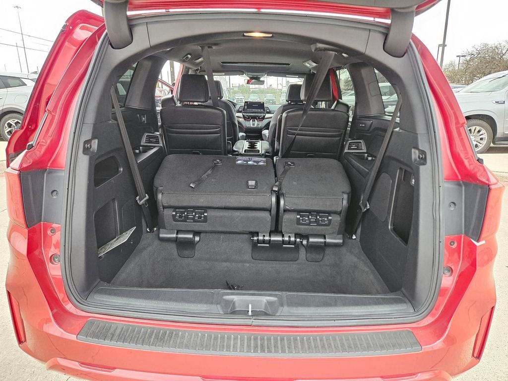 Thumbnail: 2025 Honda Odyssey - 25