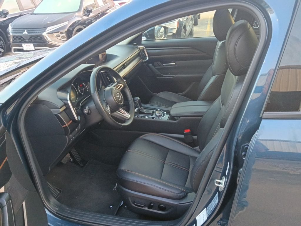 Thumbnail: 2025 Mazda CX-50 - 4