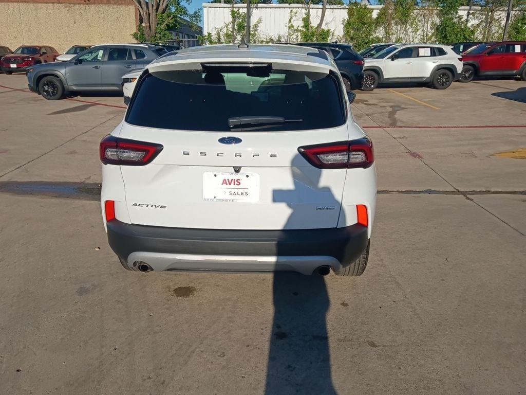 Thumbnail: 2025 Ford Escape - 10