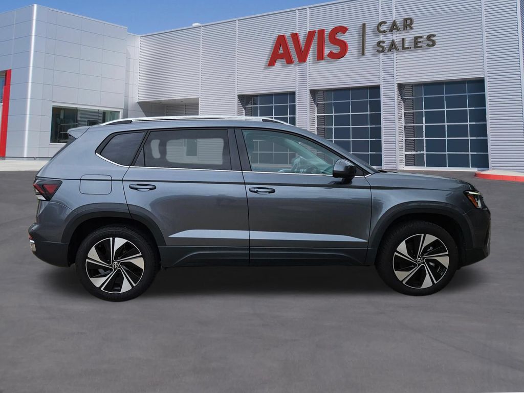 Thumbnail: 2025 Volkswagen Taos - 7
