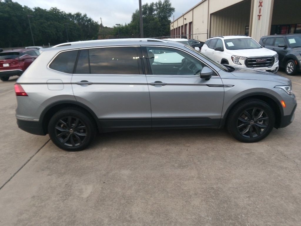 Thumbnail: 2024 Volkswagen Tiguan - 7