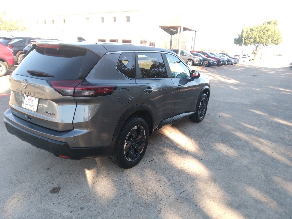 Thumbnail: 2024 Nissan Rogue - 9