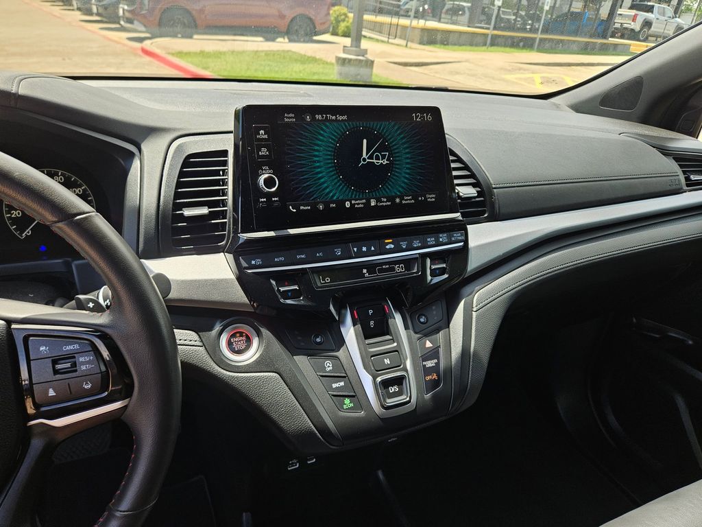 Thumbnail: 2025 Honda Odyssey - 19