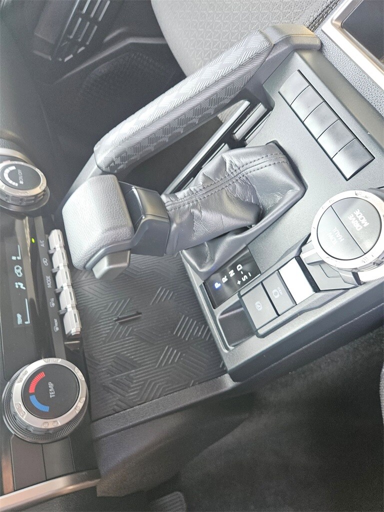 Thumbnail: 2025 Toyota 4Runner - 28