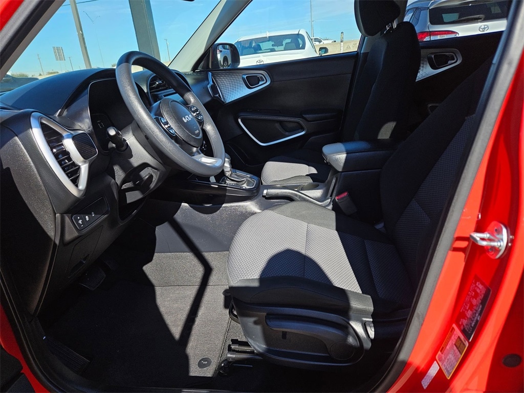 Thumbnail: 2024 Kia Soul - 11