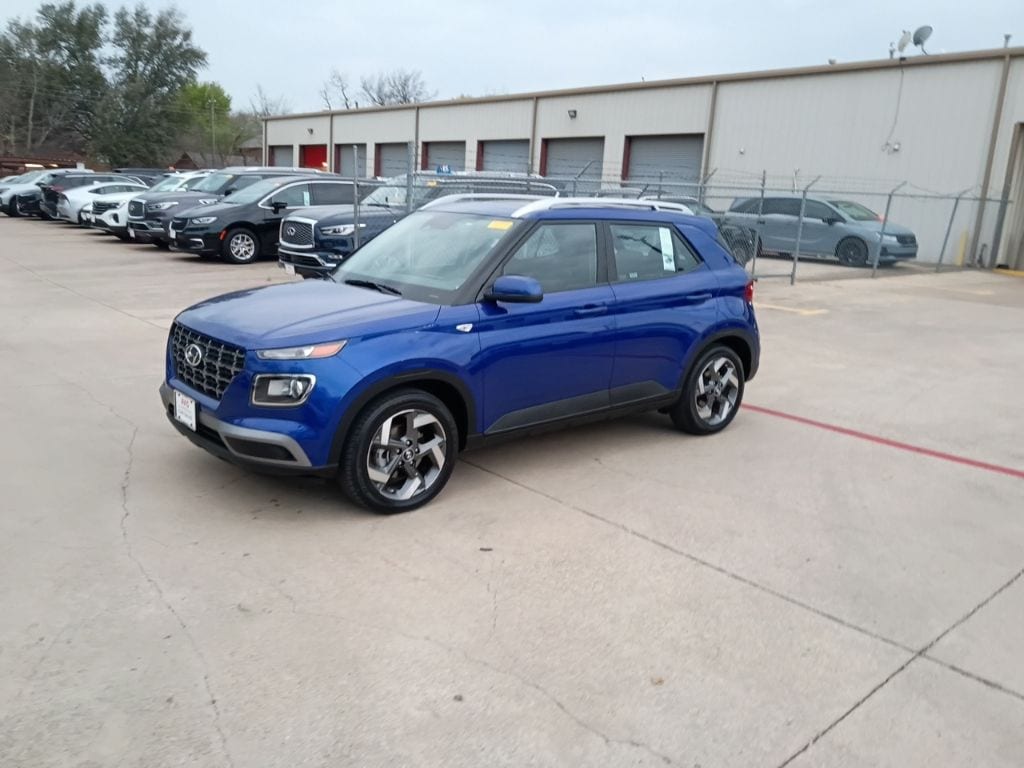 Thumbnail: 2025 Hyundai Venue - 1