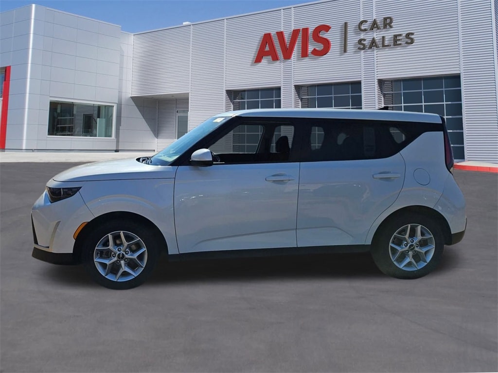 Thumbnail: 2023 Kia Soul - 2