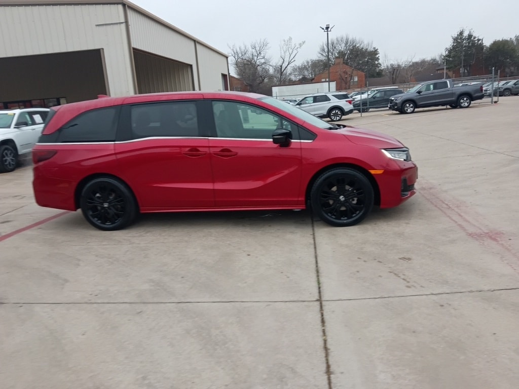 Thumbnail: 2025 Honda Odyssey - 6