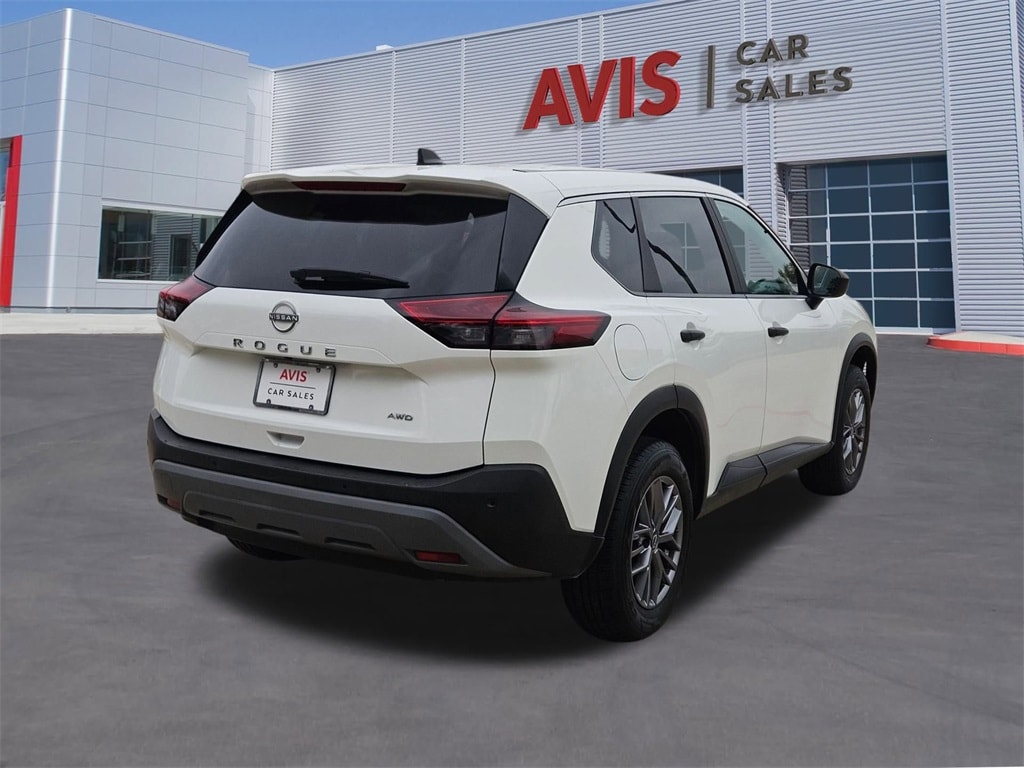 Thumbnail: 2023 Nissan Rogue - 6