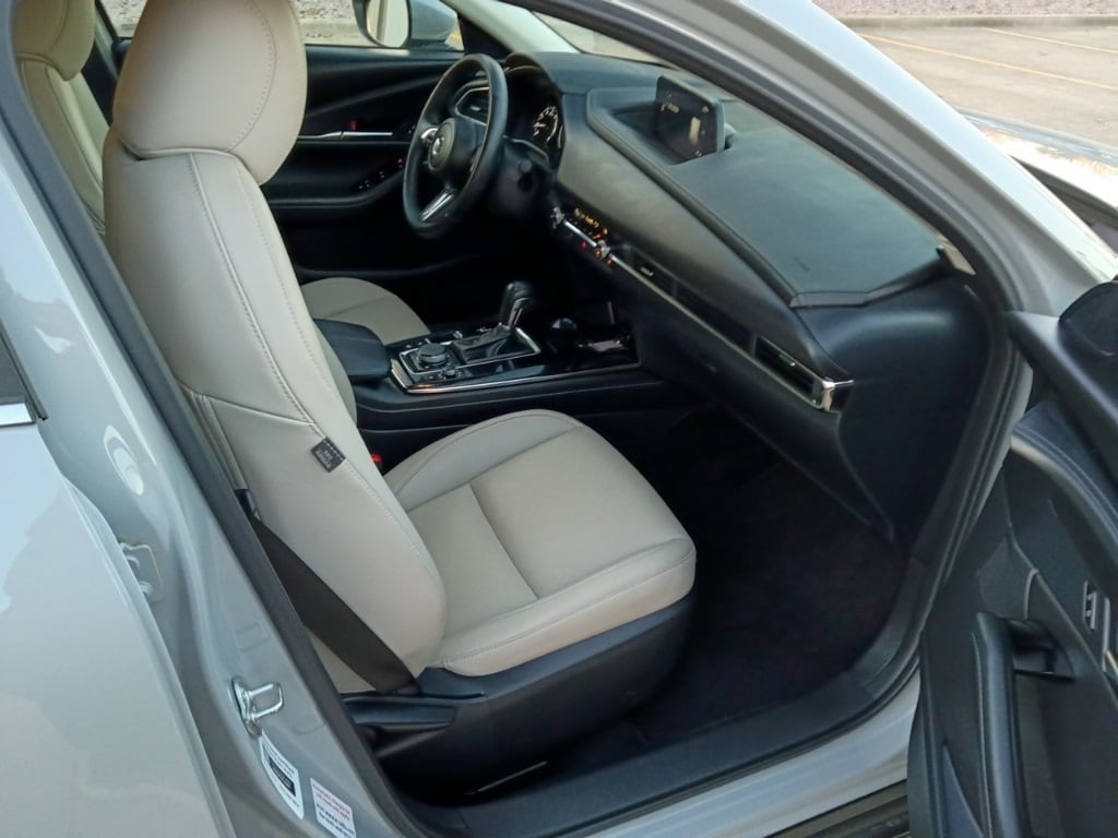 Thumbnail: 2025 Mazda CX-30 - 9