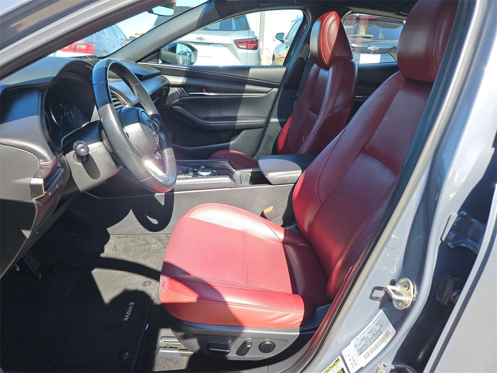 Thumbnail: 2024 Mazda Mazda3 - 11