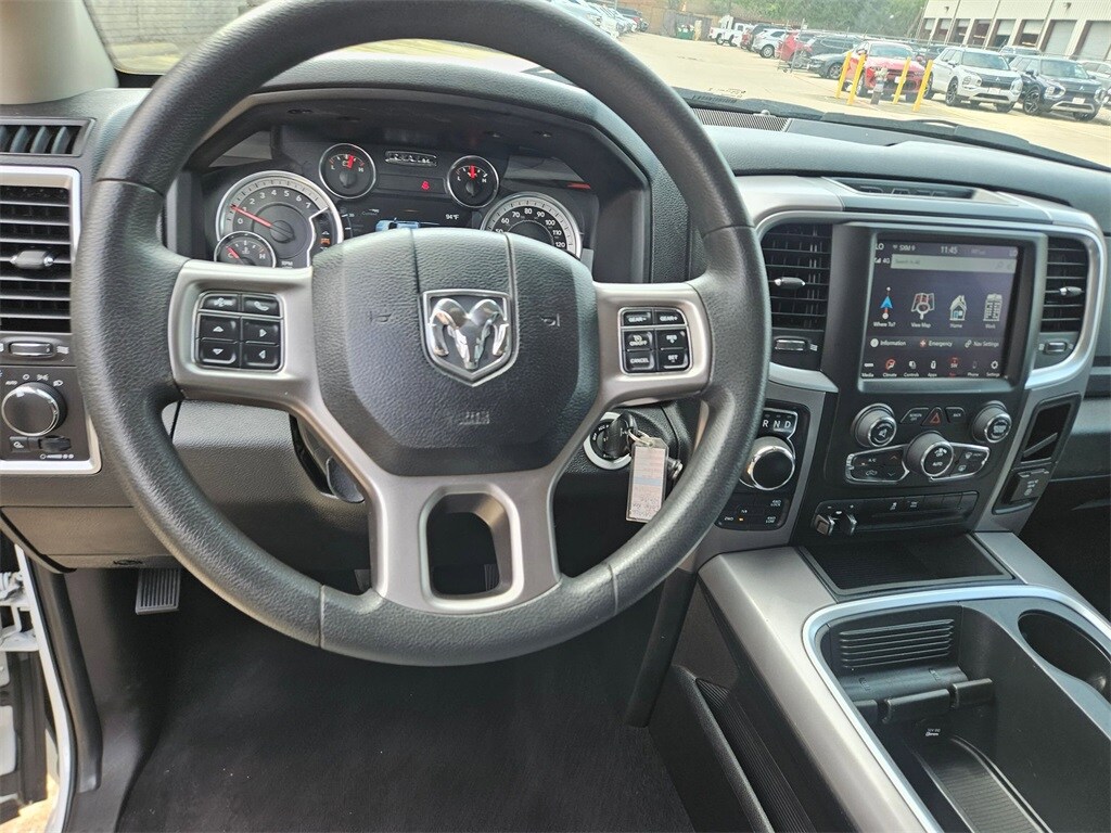 Thumbnail: 2023 RAM 1500 Classic - 16