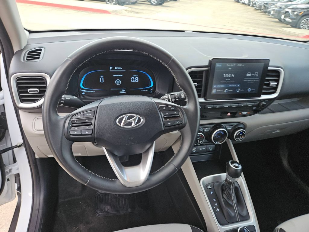 Thumbnail: 2025 Hyundai Venue - 17