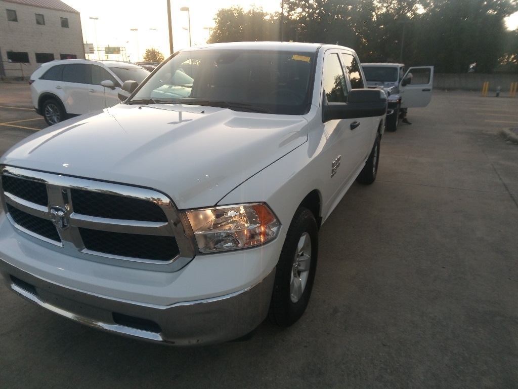 Thumbnail: 2023 RAM 1500 Classic - 1