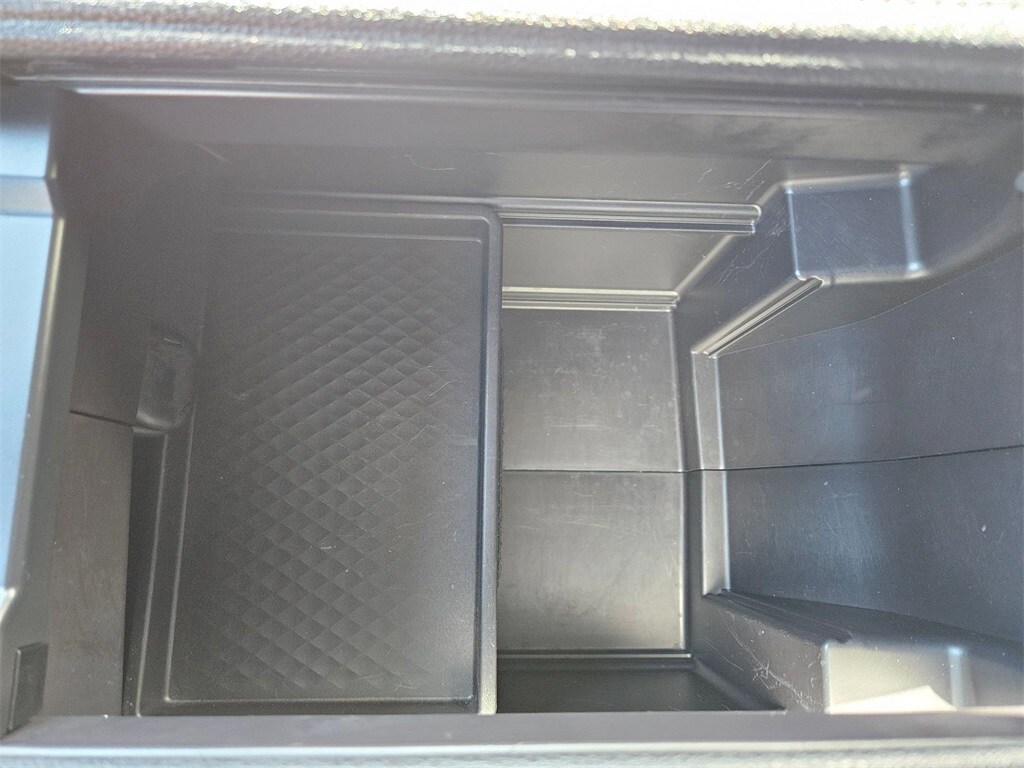 Thumbnail: 2025 Toyota Grand Highlander - 29