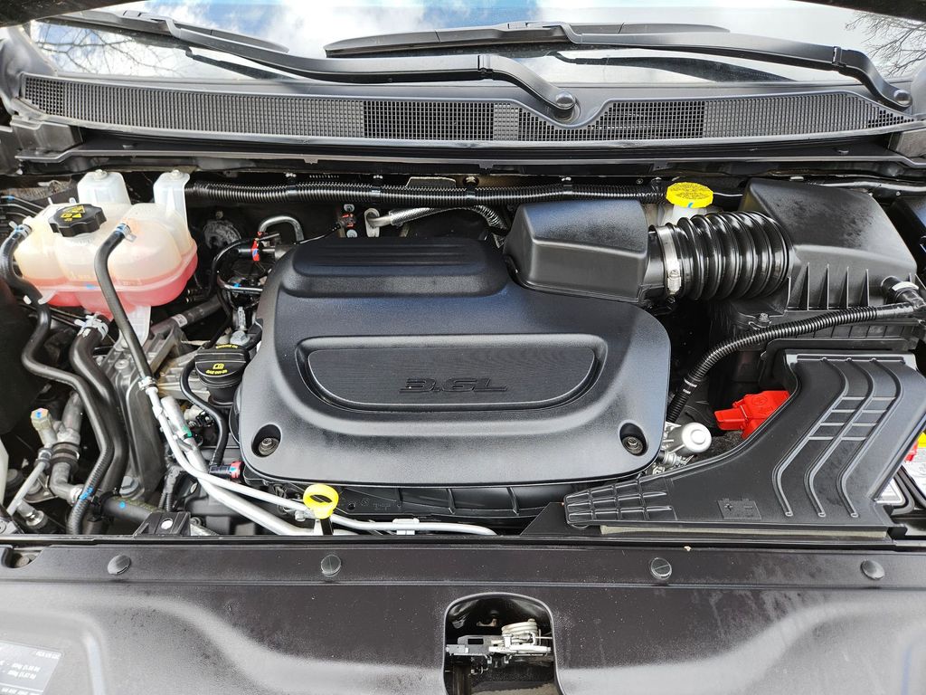 Thumbnail: 2025 Chrysler Pacifica - 22