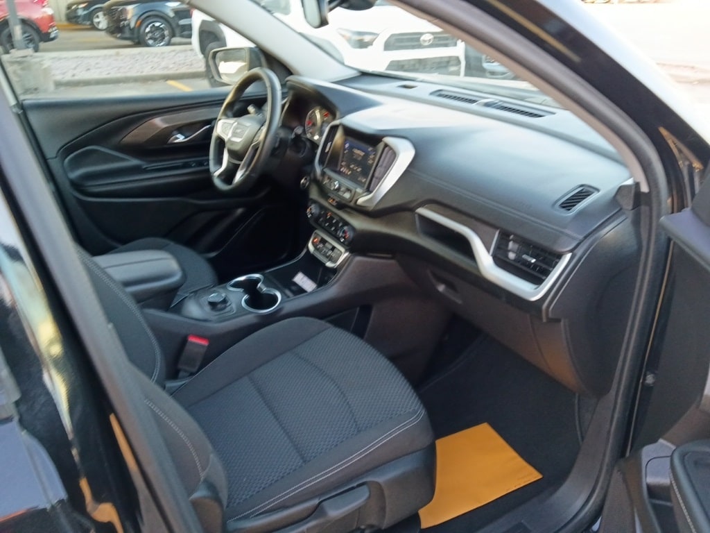 Thumbnail: 2024 GMC Terrain - 8