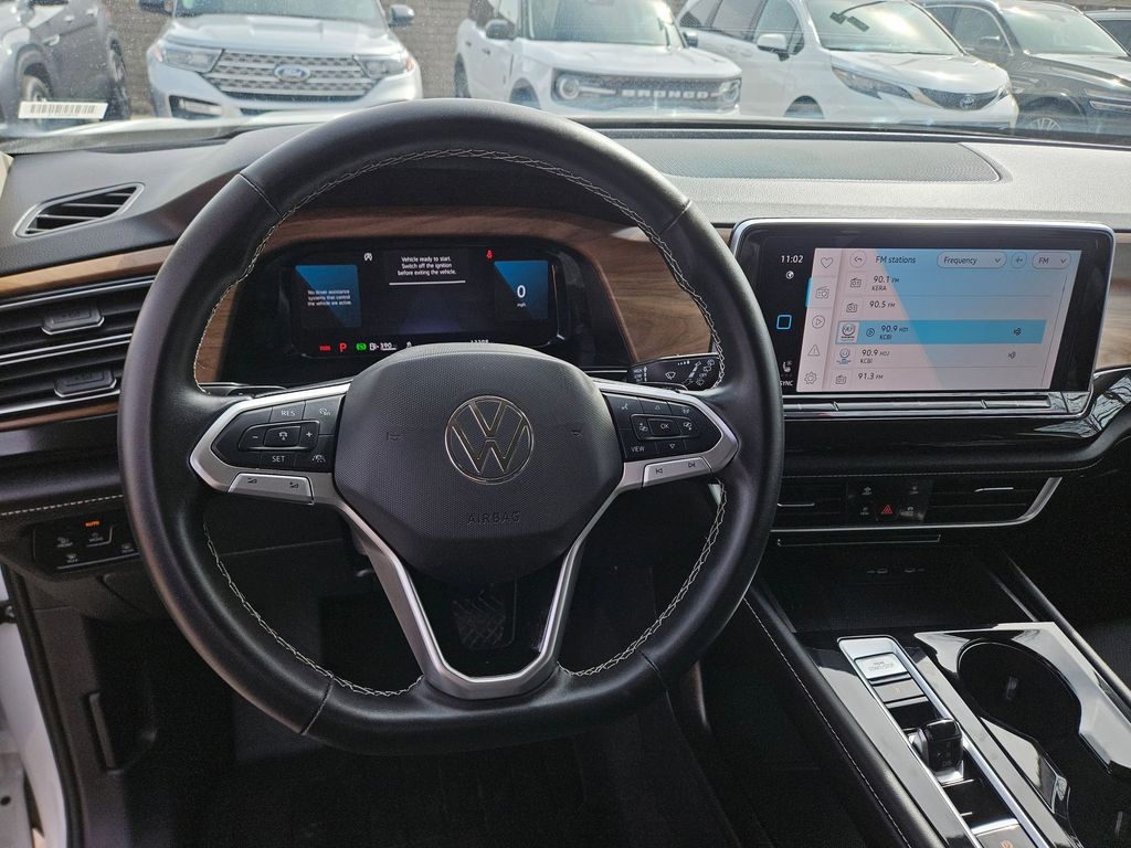 Thumbnail: 2025 Volkswagen Atlas - 17