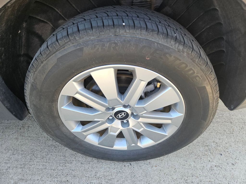 Thumbnail: 2024 Hyundai Palisade - 26