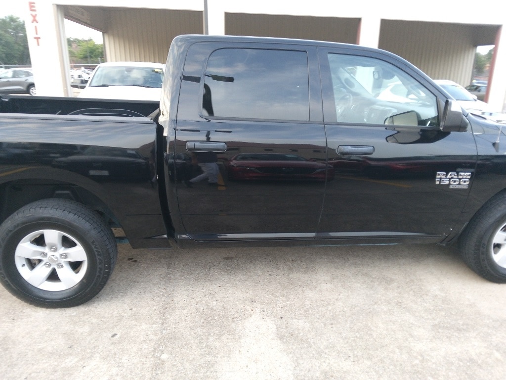 Thumbnail: 2023 RAM 1500 Classic - 7