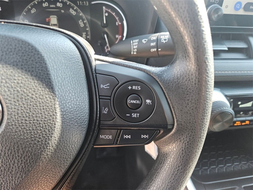 Thumbnail: 2025 Toyota RAV4 - 21