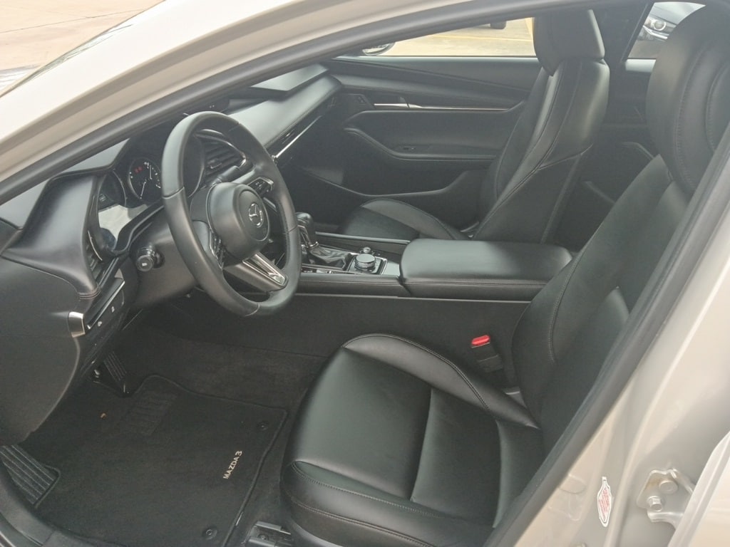 Thumbnail: 2025 Mazda Mazda3 - 3