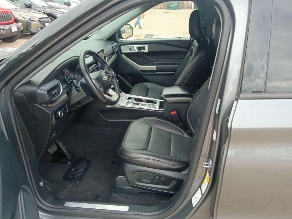 Thumbnail: 2024 Ford Explorer - 3