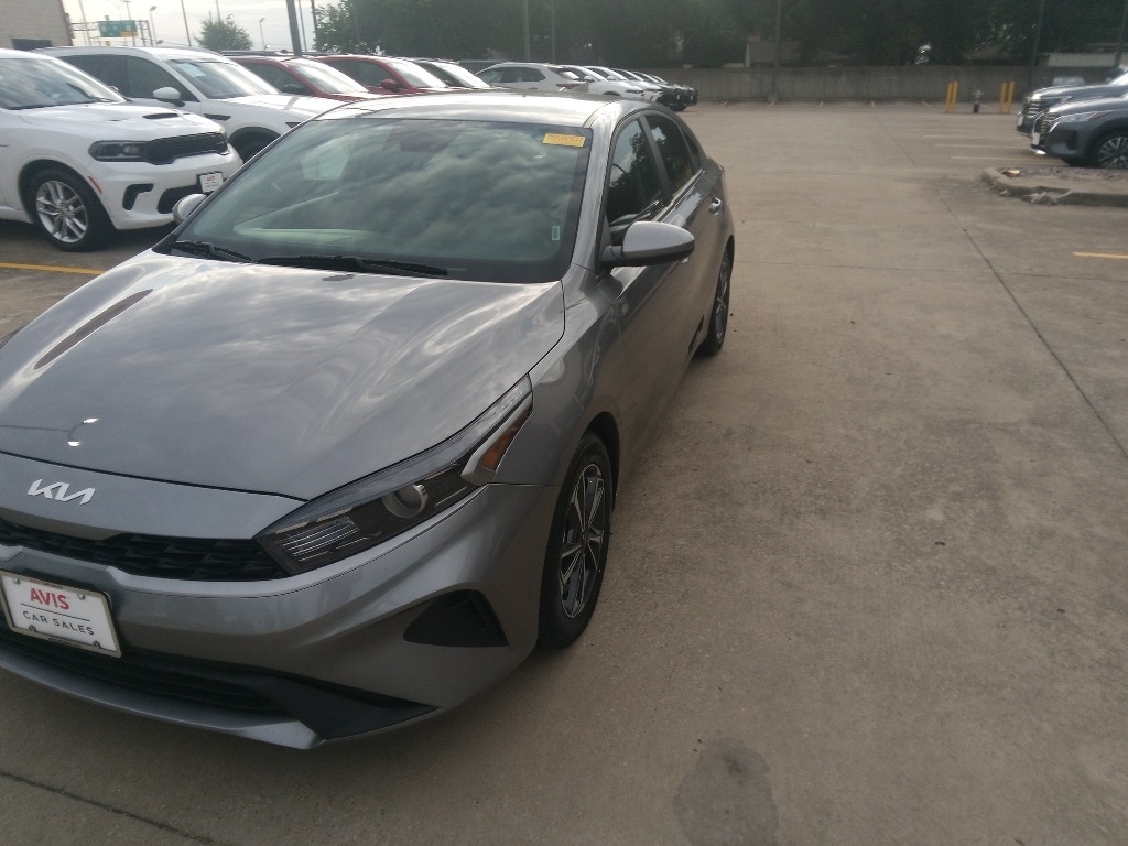 Thumbnail: 2024 Kia Forte - 1