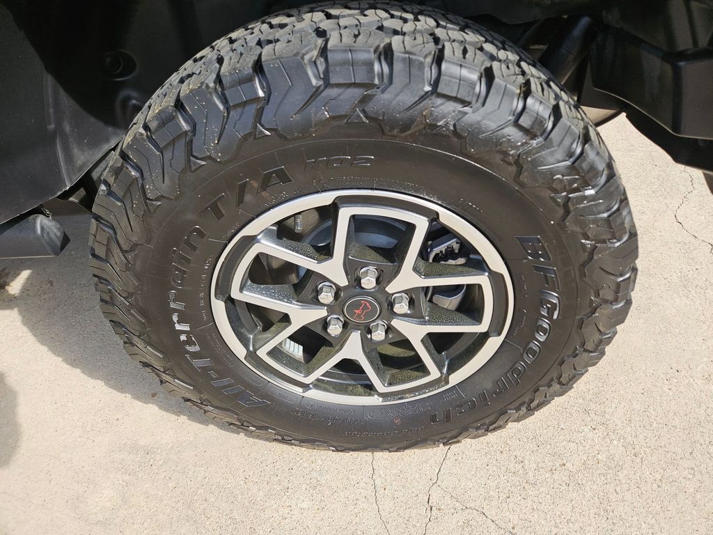 Thumbnail: 2025 Jeep Wrangler - 24