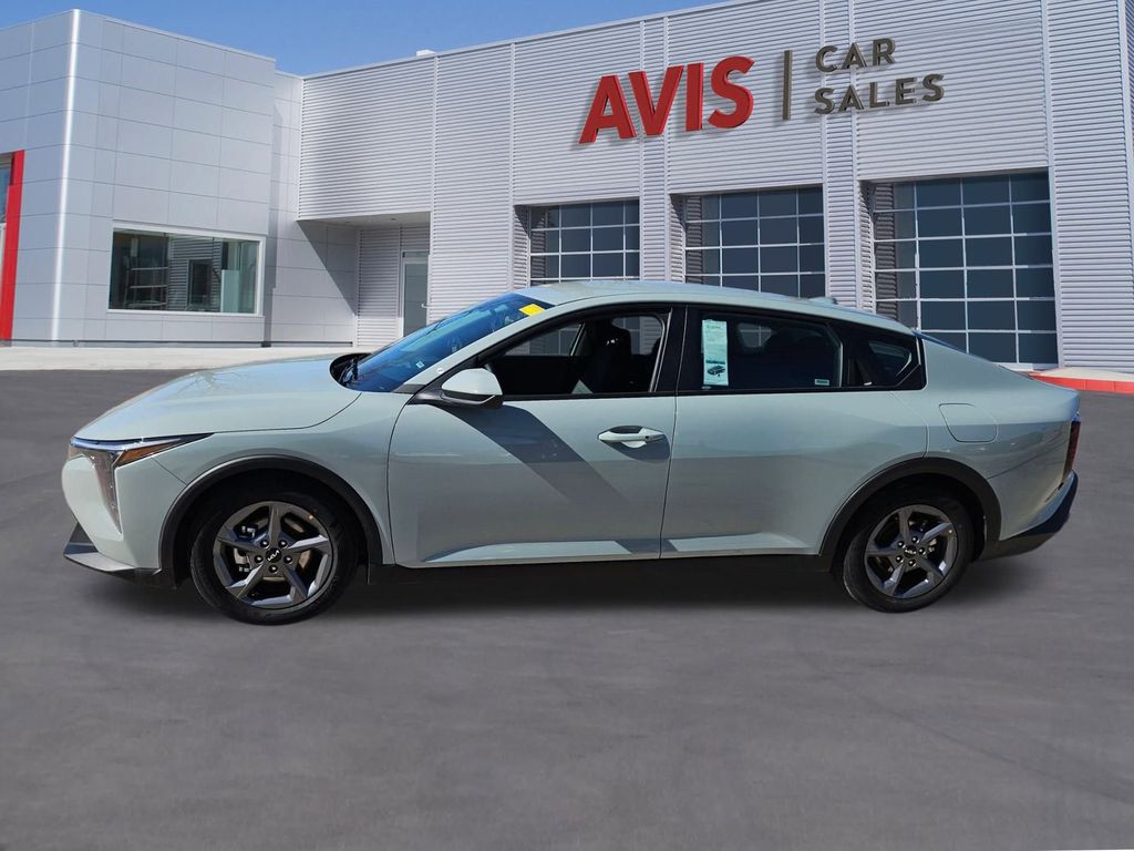 Thumbnail: 2025 Kia K4 - 2