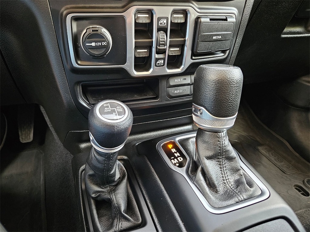 Thumbnail: 2023 Jeep Wrangler - 20