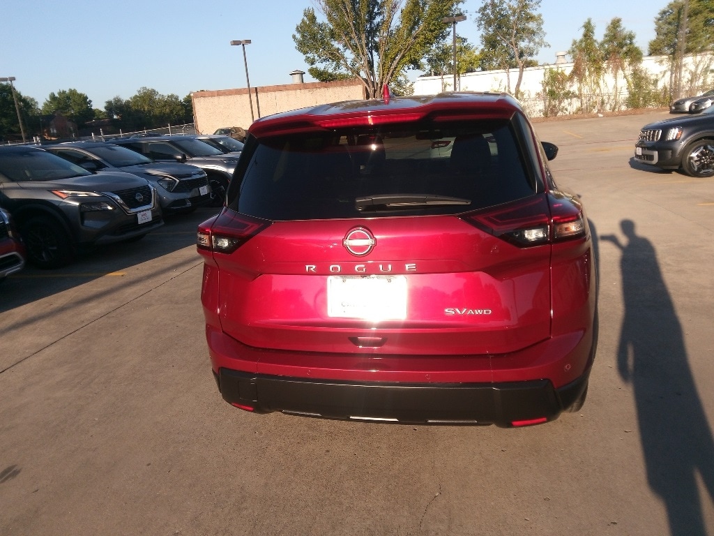 Thumbnail: 2024 Nissan Rogue - 10