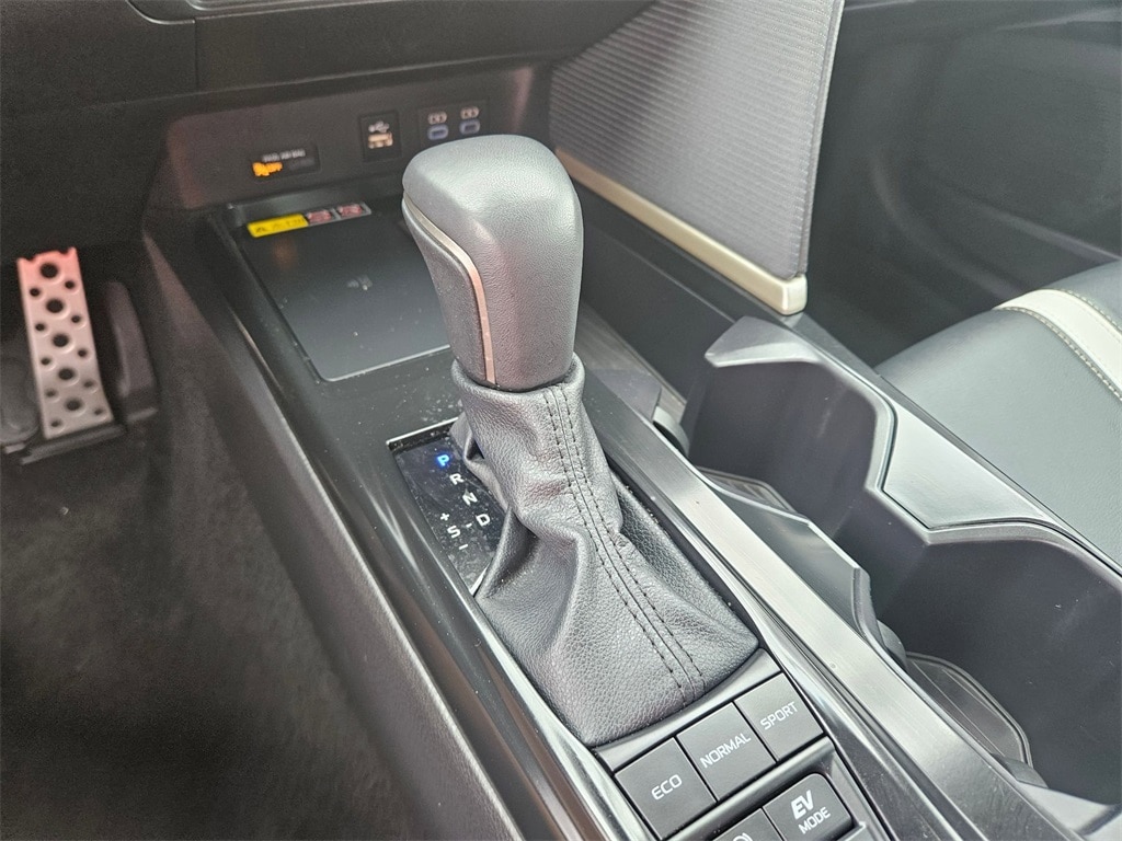 Thumbnail: 2025 Toyota Camry - 29