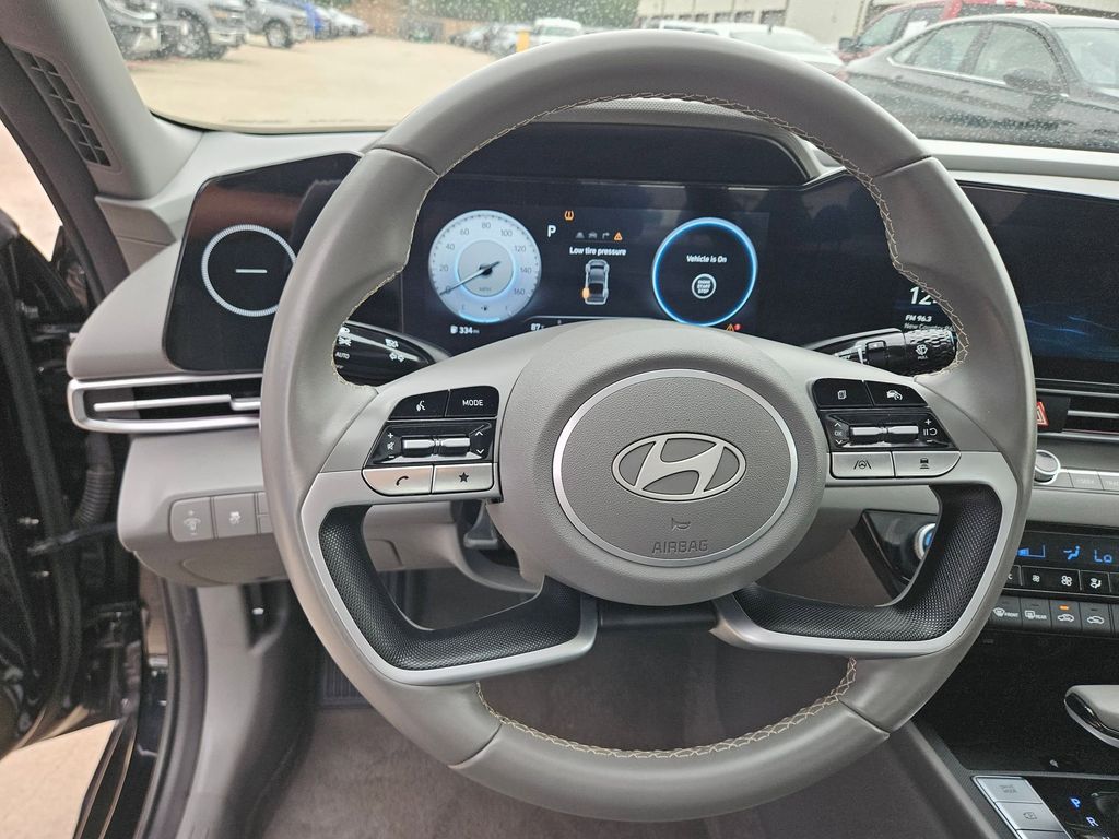 Thumbnail: 2025 Hyundai Elantra - 18