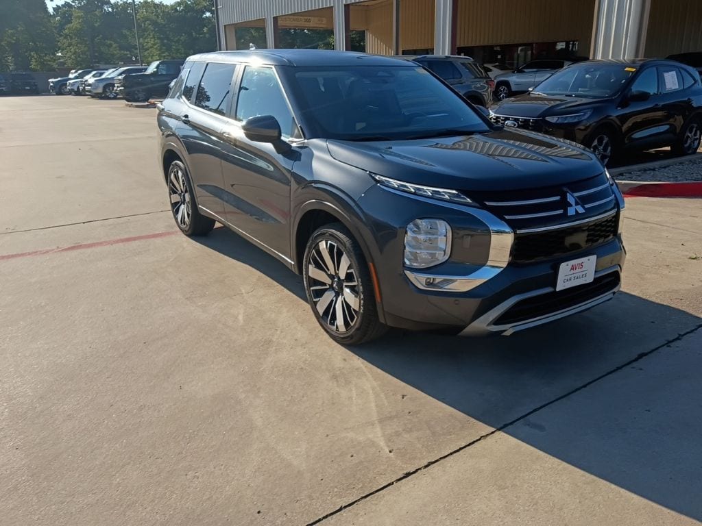 Thumbnail: 2025 Mitsubishi Outlander - 6