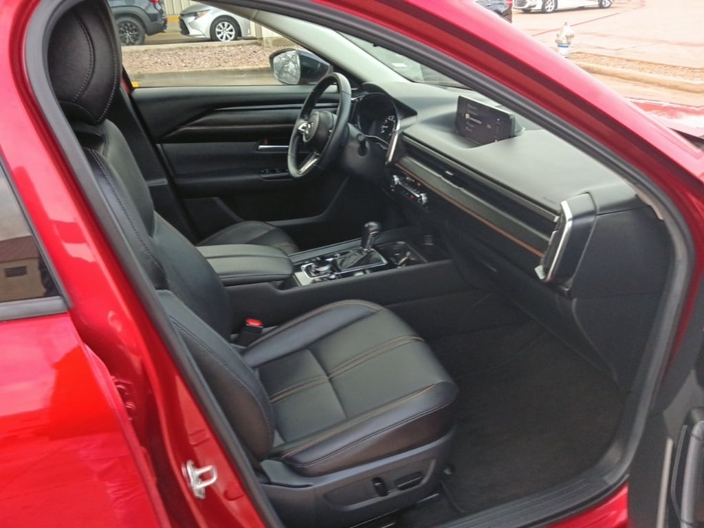 Thumbnail: 2025 Mazda CX-50 - 9