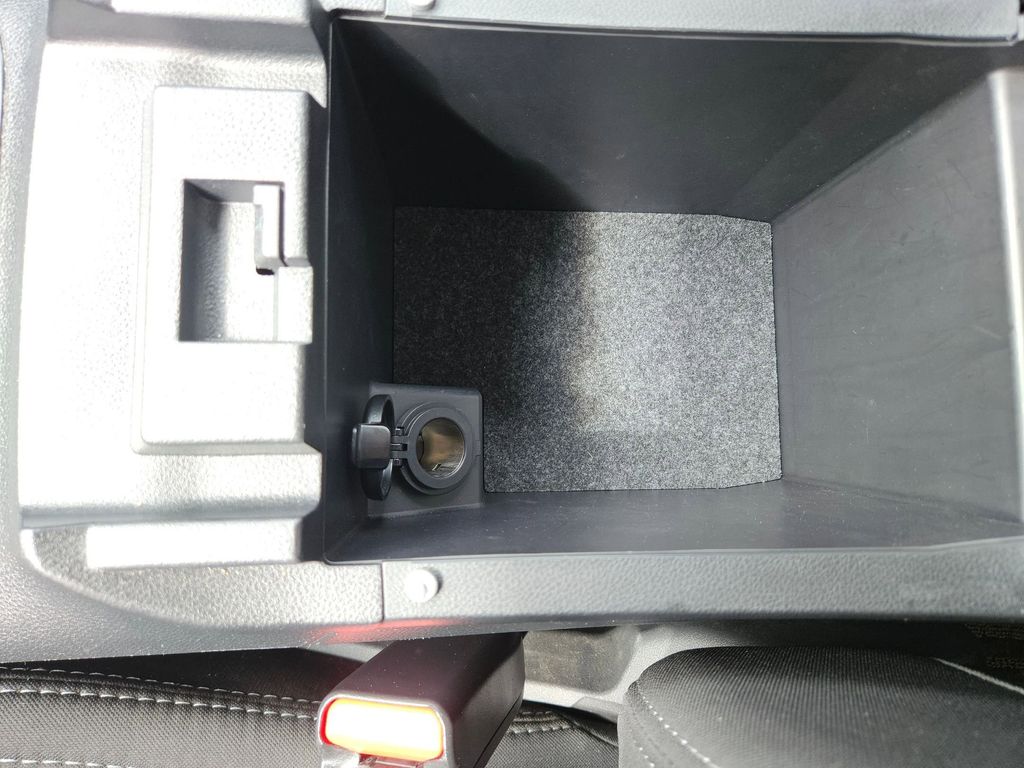 Thumbnail: 2025 Subaru Outback - 30