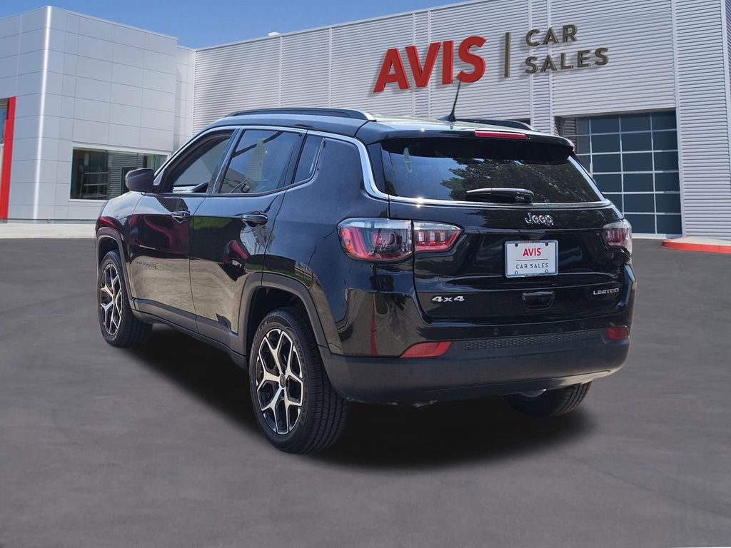 Thumbnail: 2025 Jeep Compass - 3