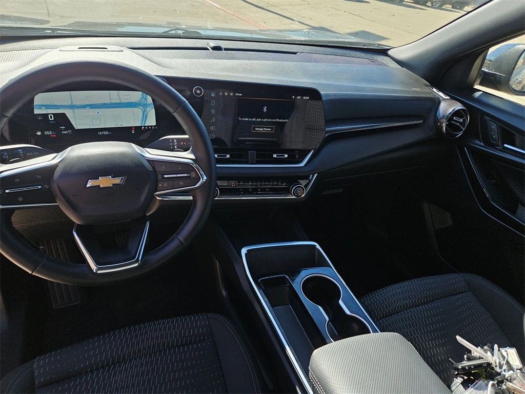 Thumbnail: 2025 Chevrolet Equinox - 16