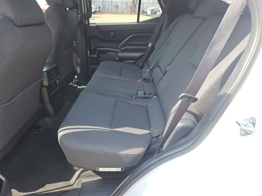 Thumbnail: 2025 Toyota 4Runner - 27