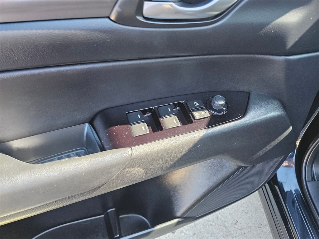 Thumbnail: 2025 Mazda CX-5 - 14