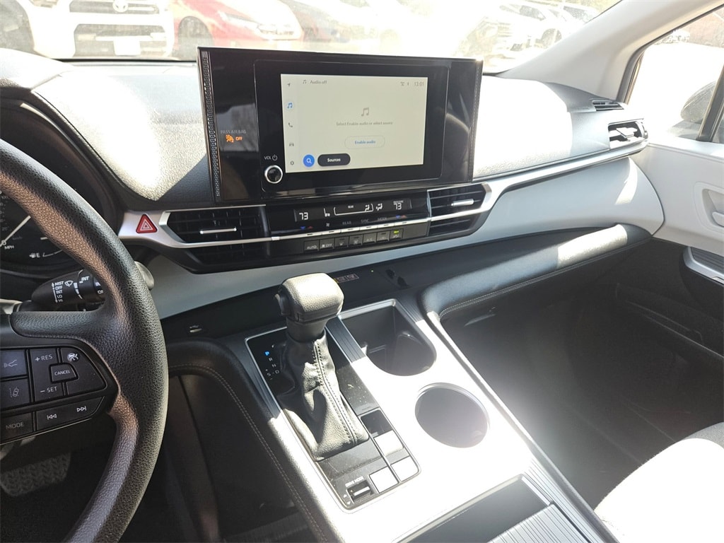 Thumbnail: 2025 Toyota Sienna - 20