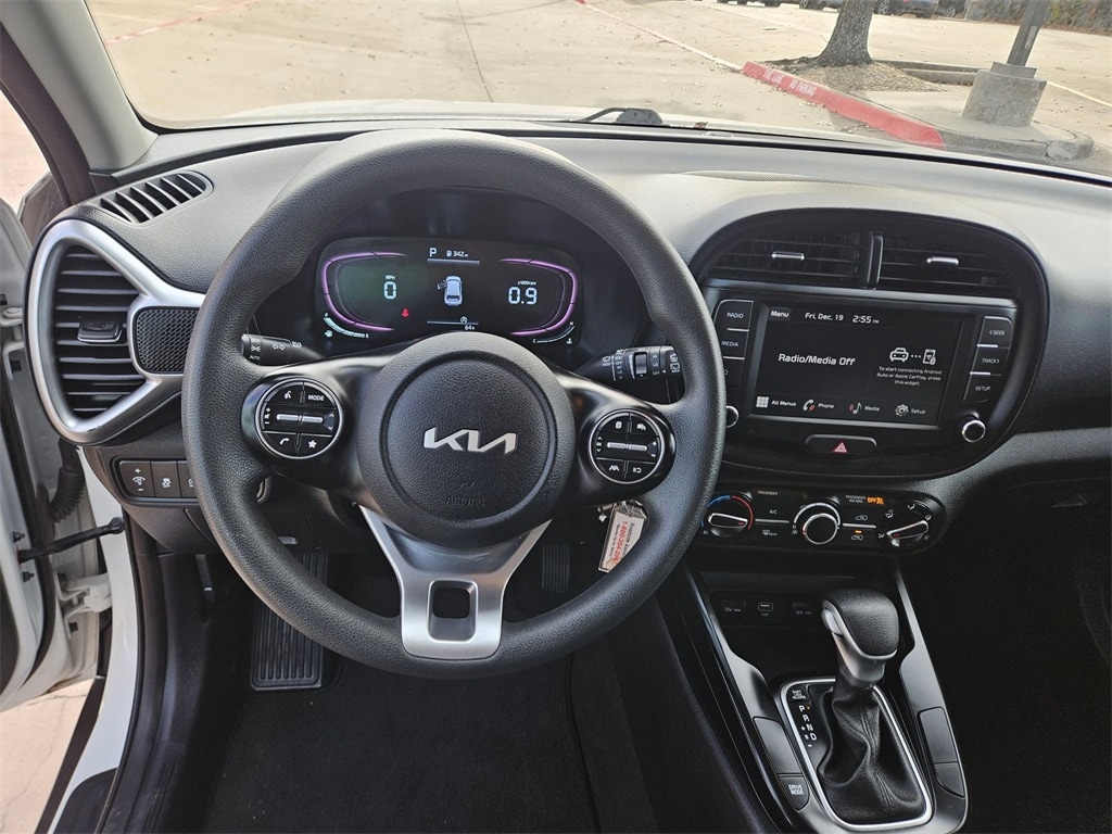 Thumbnail: 2024 Kia Soul - 16