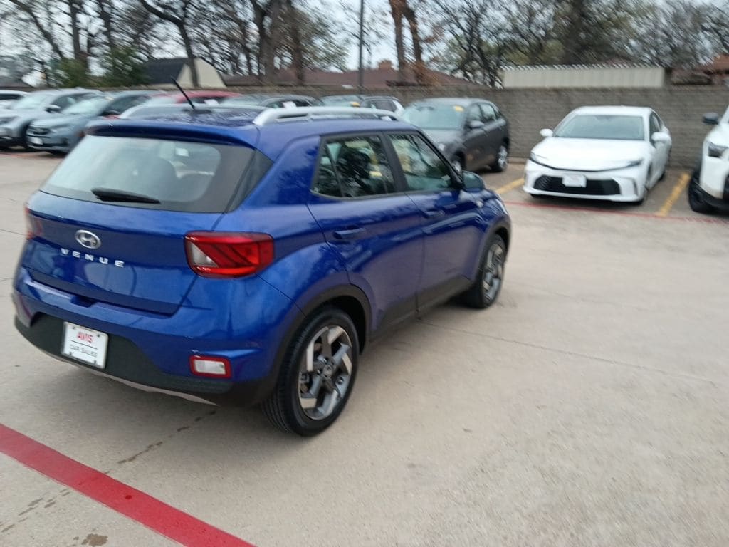 Thumbnail: 2025 Hyundai Venue - 10